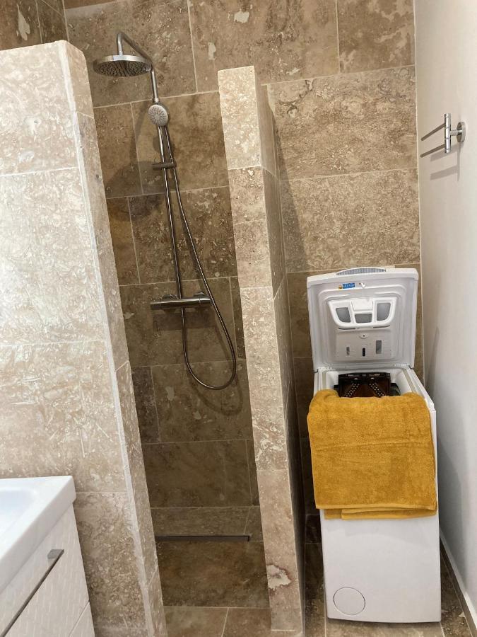 Charmant Studio Dans Villa - Parking - Jardin La Seyne-sur-Mer Zewnętrze zdjęcie